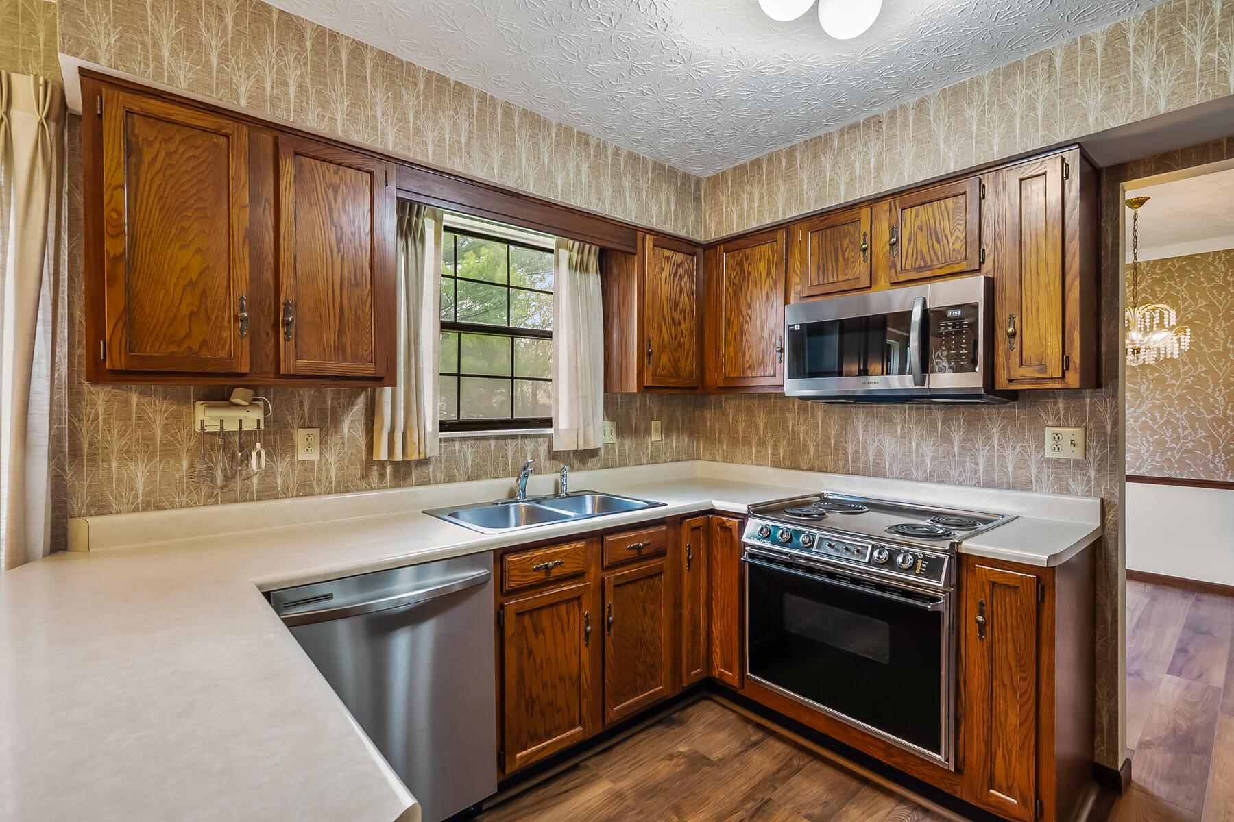 7020 Nocturne Road, Reynoldsburg, Ohio image 14