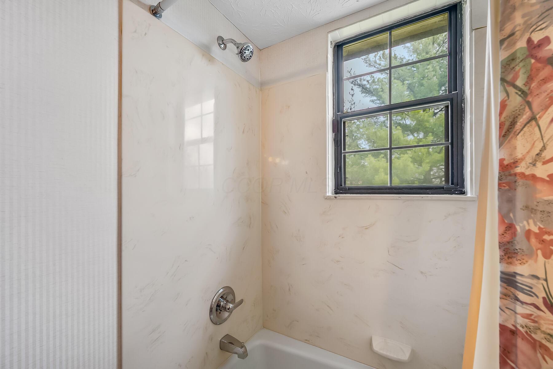 7020 Nocturne Road, Reynoldsburg, Ohio image 26