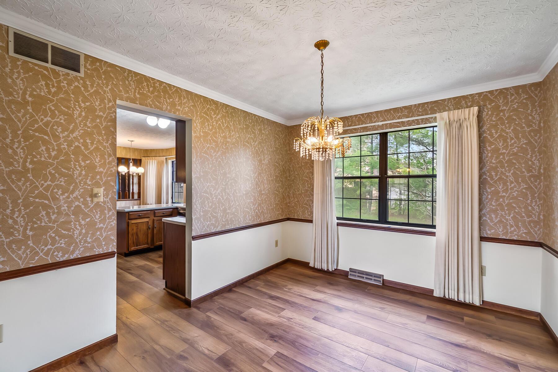 7020 Nocturne Road, Reynoldsburg, Ohio image 12