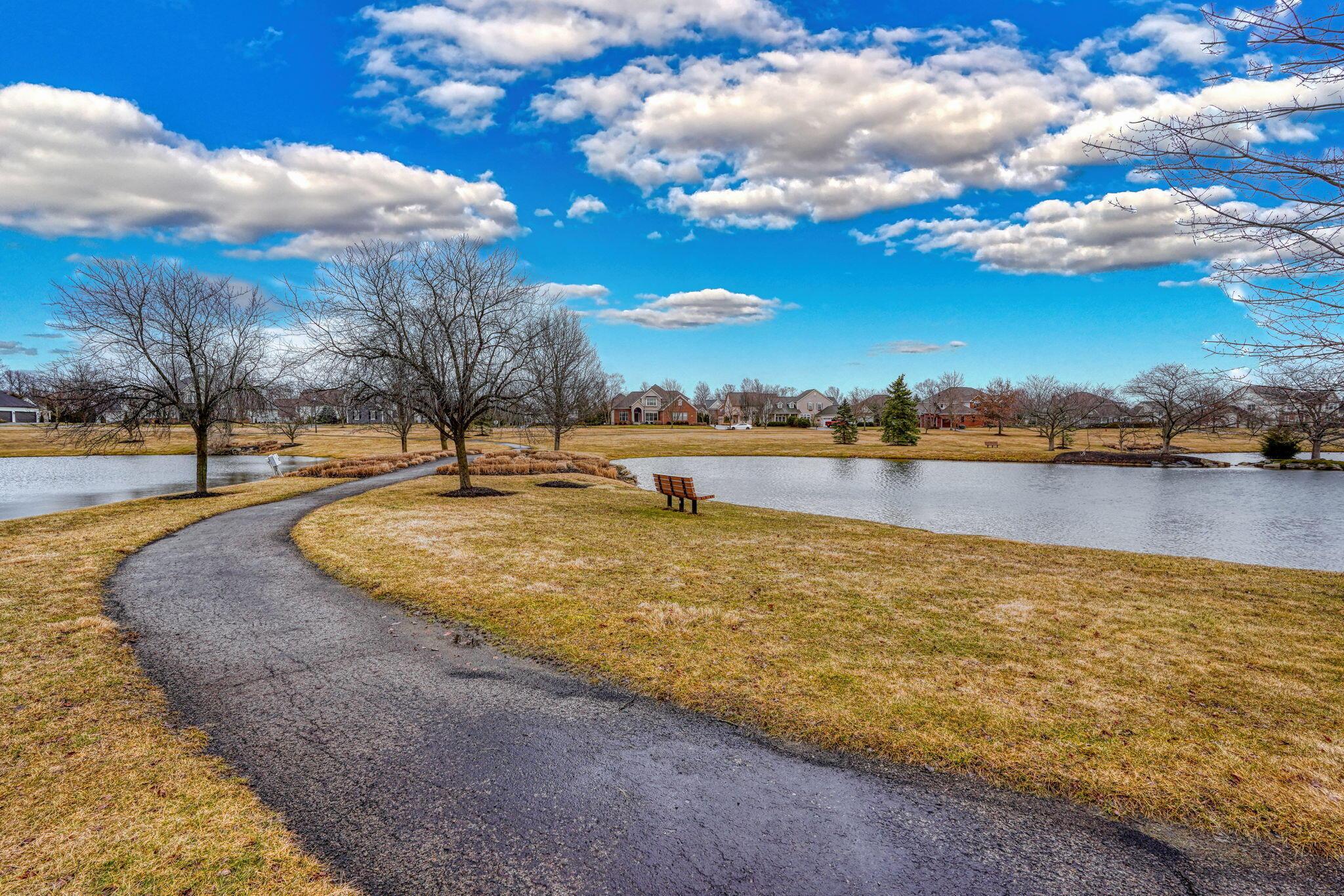 9404 Emerson Drive, Powell, Ohio image 12