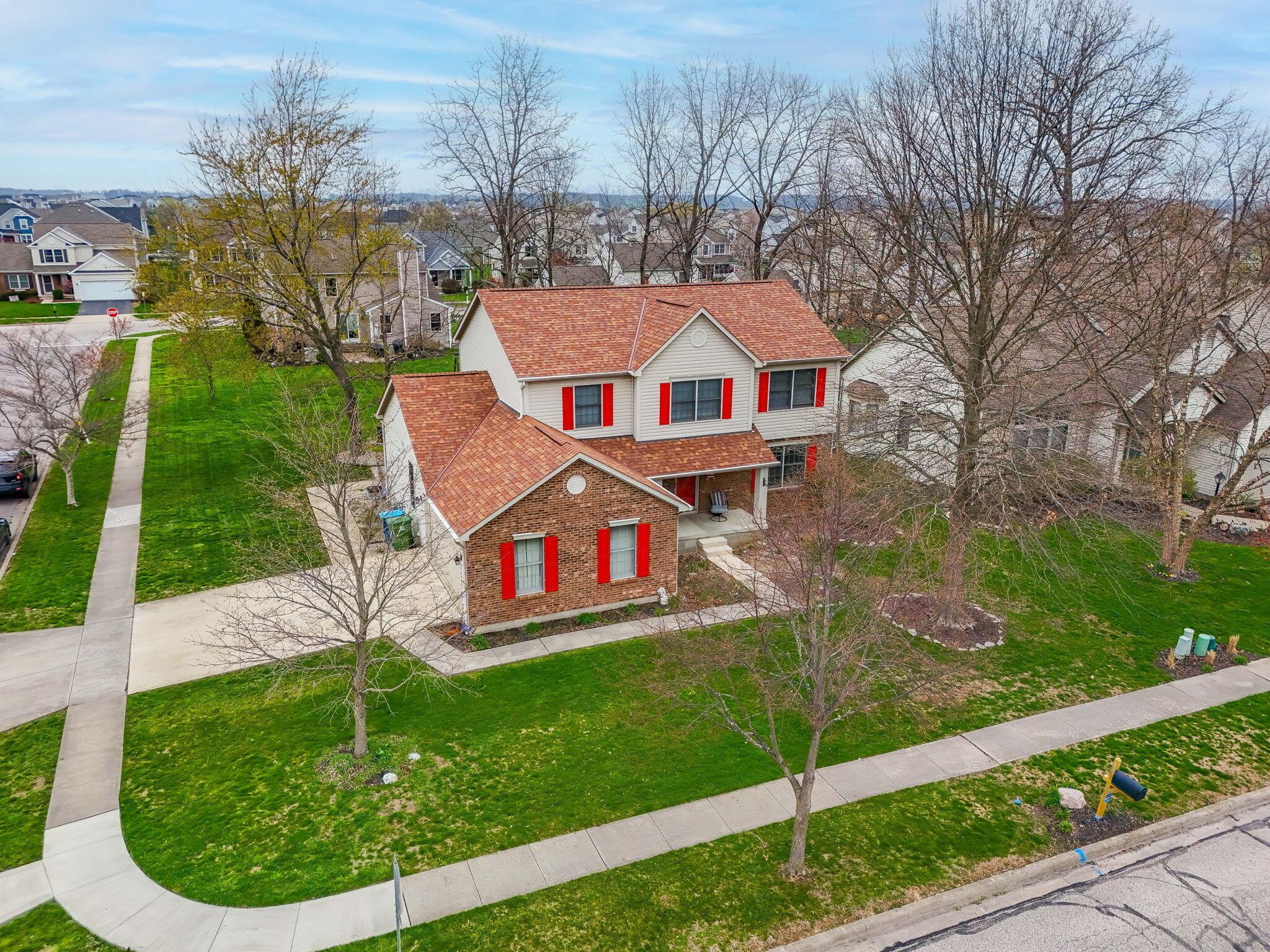1829 Deer Crossing Drive, Marysville, Ohio image 1