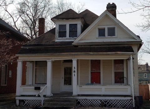 Photo of 381 E Oakland Avenue, Columbus, OH 43202 (MLS # 225031541)
