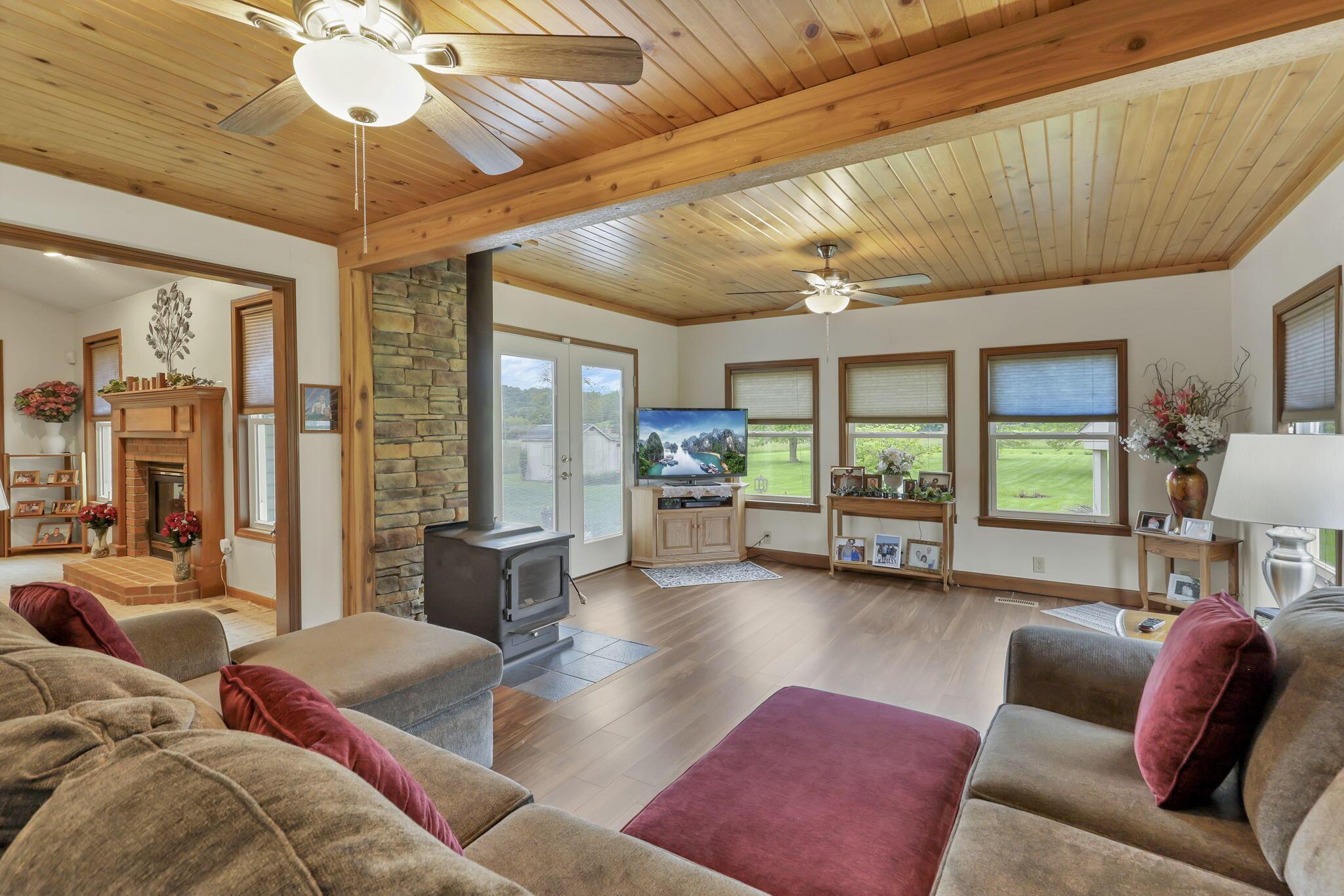 4700 Chestnut Hills Road, Newark, Ohio image 8
