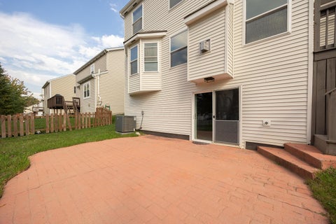 Tiny photo for 510 Yale Circle, Pickerington, OH 43147 (MLS # 226039288)