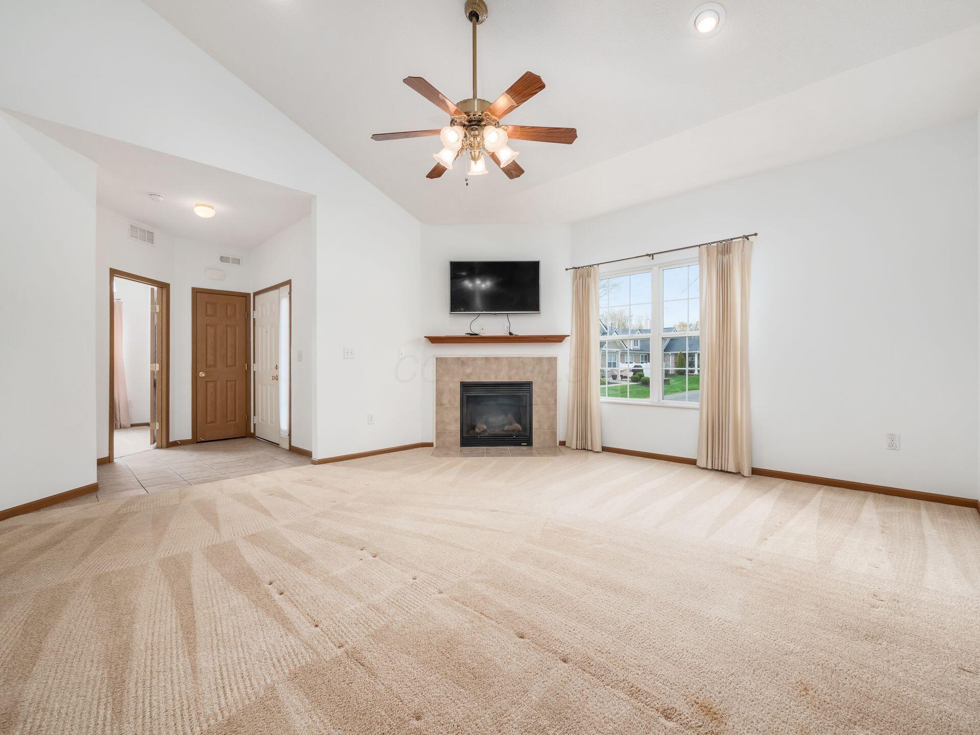 8052 Flint Run Place, Columbus, Ohio image 12