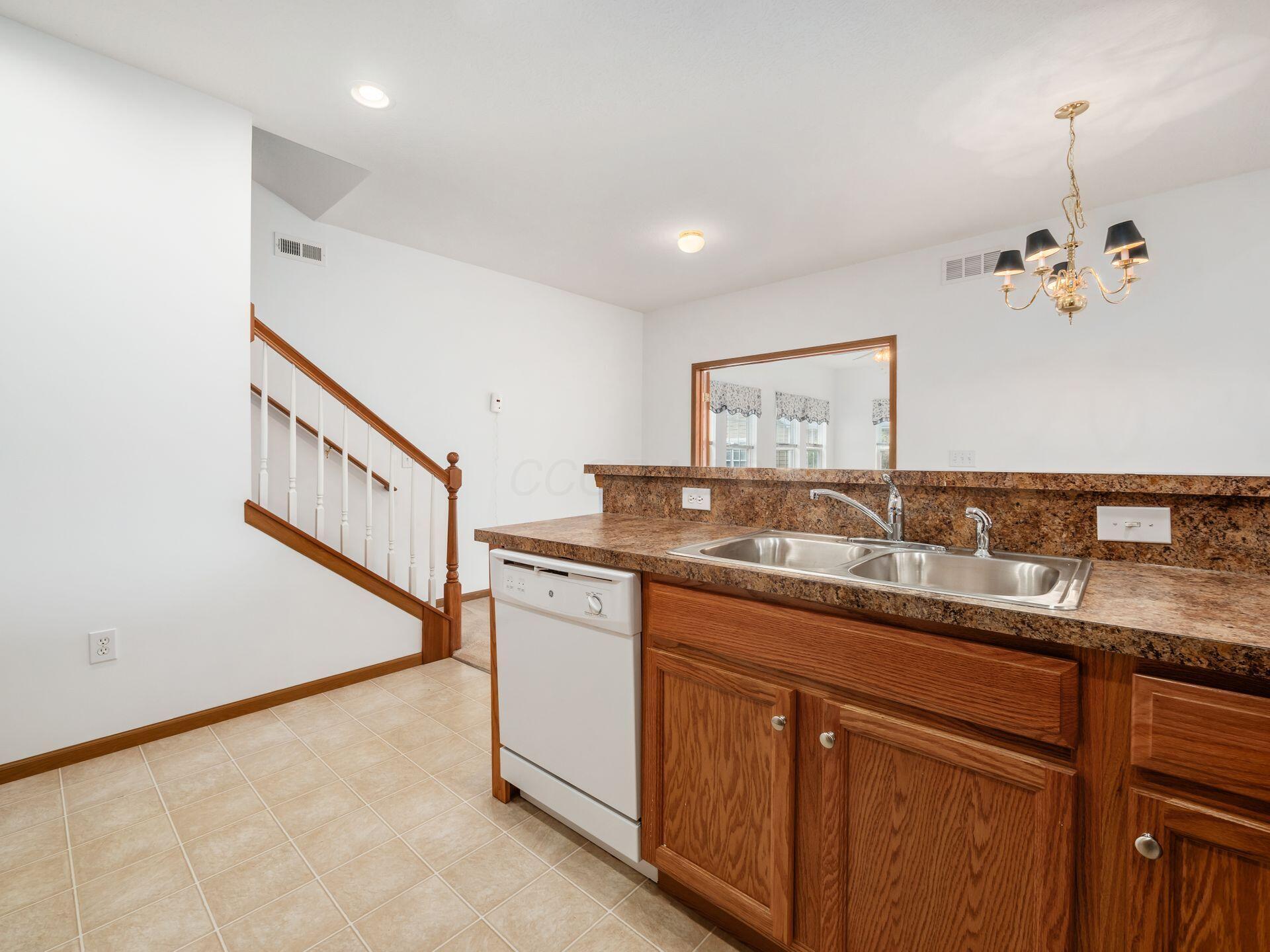 8052 Flint Run Place, Columbus, Ohio image 21