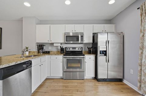 Tiny photo for 3826 Wood Stork Lane 68 #68, Columbus, OH 43230 (MLS # 225045310)