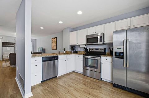 Tiny photo for 3826 Wood Stork Lane 68 #68, Columbus, OH 43230 (MLS # 225045310)