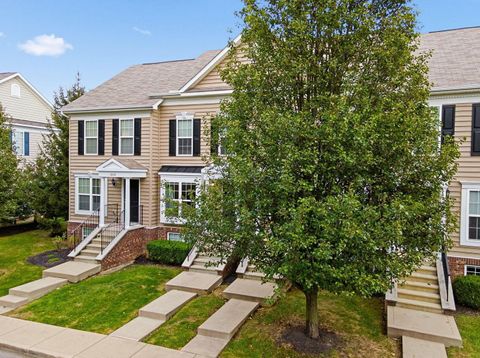 Tiny photo for 3826 Wood Stork Lane 68 #68, Columbus, OH 43230 (MLS # 225045310)