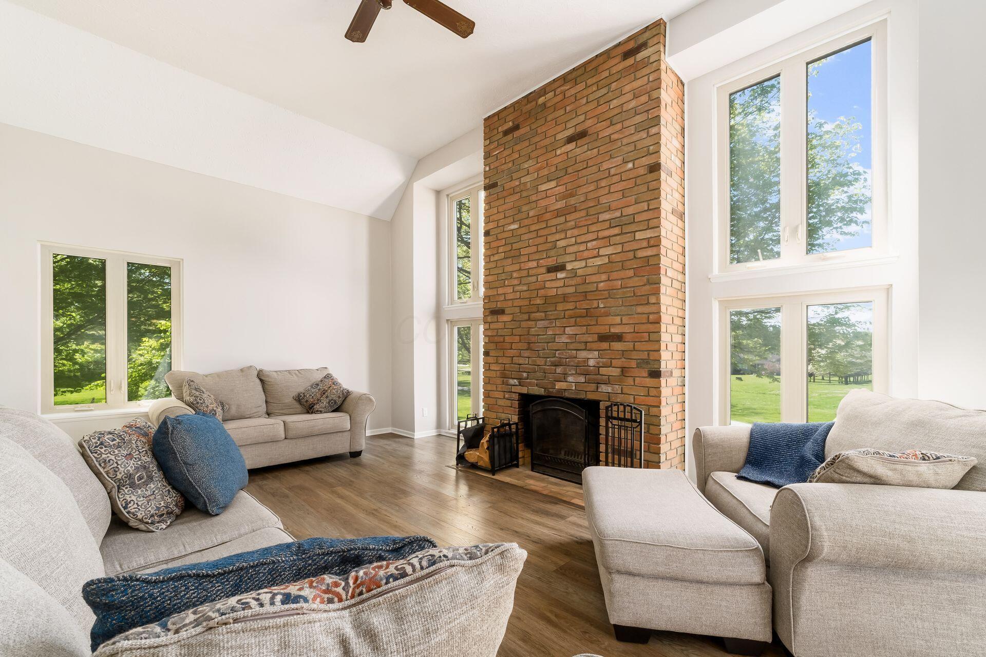 2555 Reynoldsburg New Albany Road, Blacklick, Ohio image 8