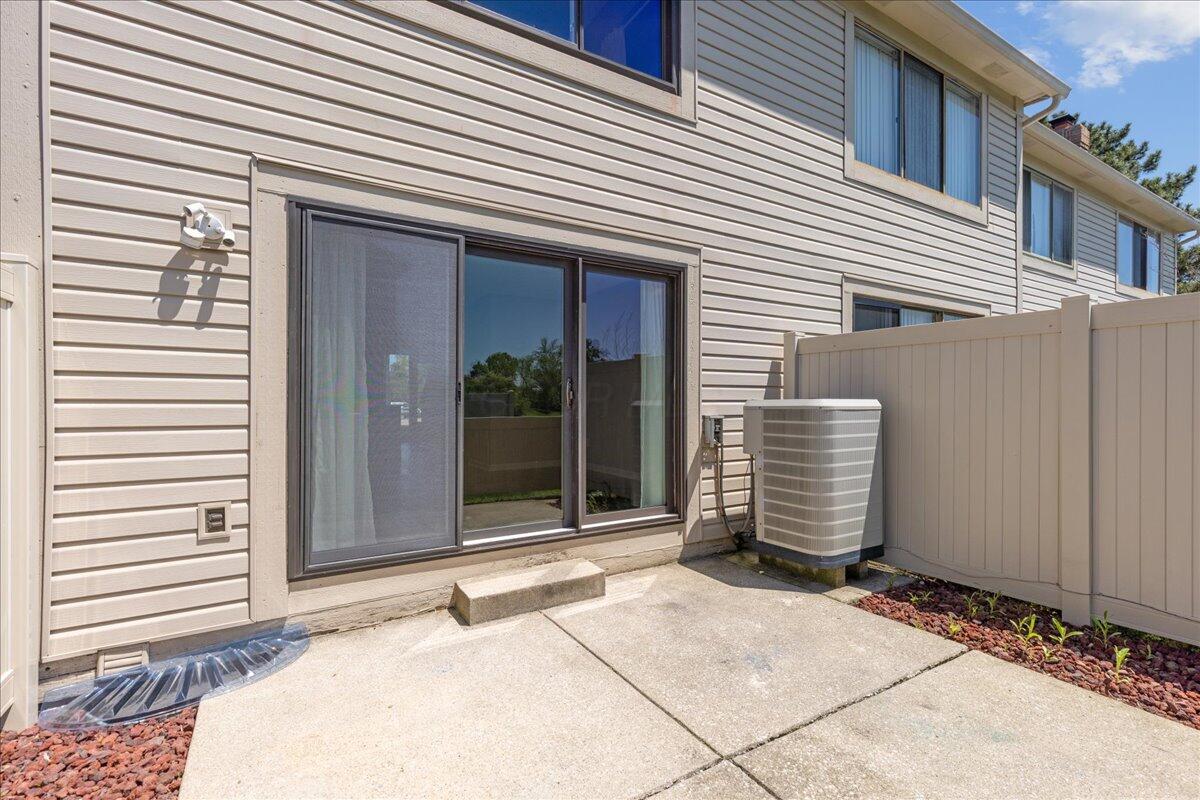 2713 Summer Drive, Dublin, Ohio image 19