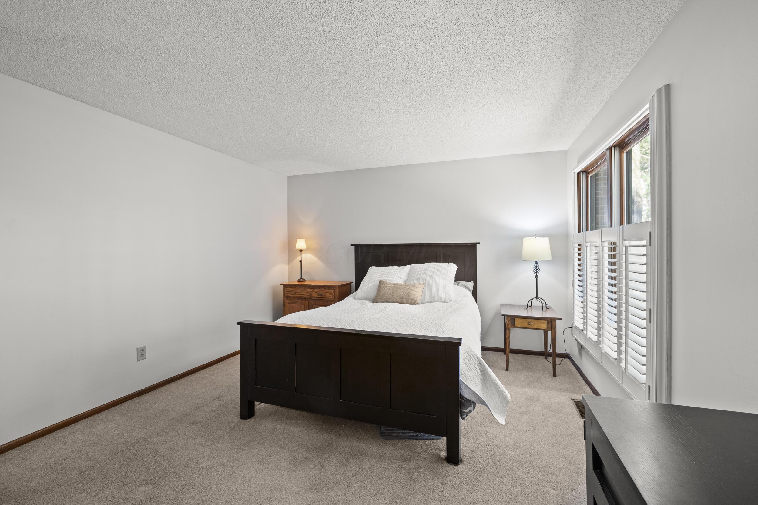 6764 Willow Grove Place, Dublin, Ohio image 18