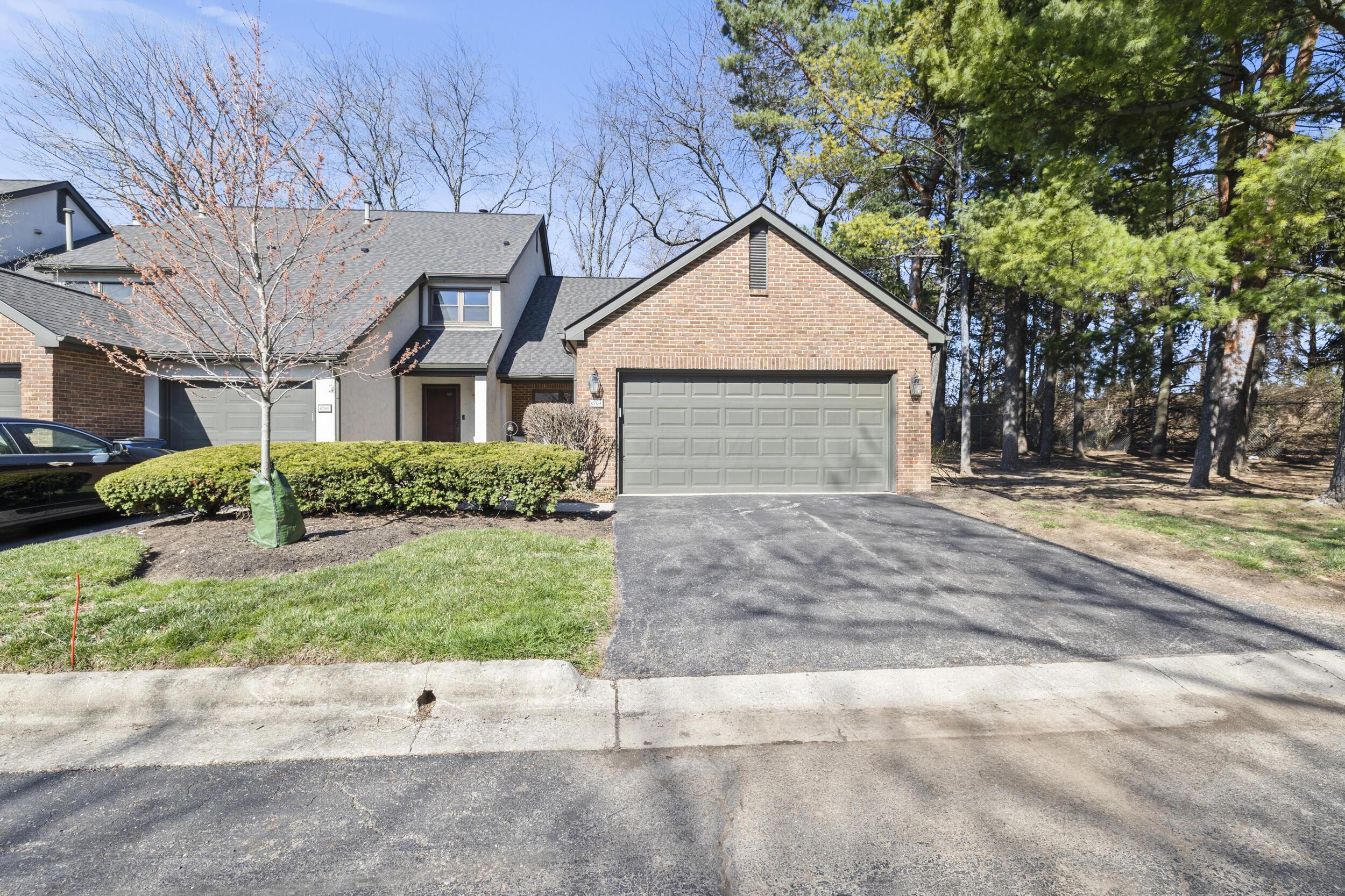 6764 Willow Grove Place, Dublin, Ohio image 1