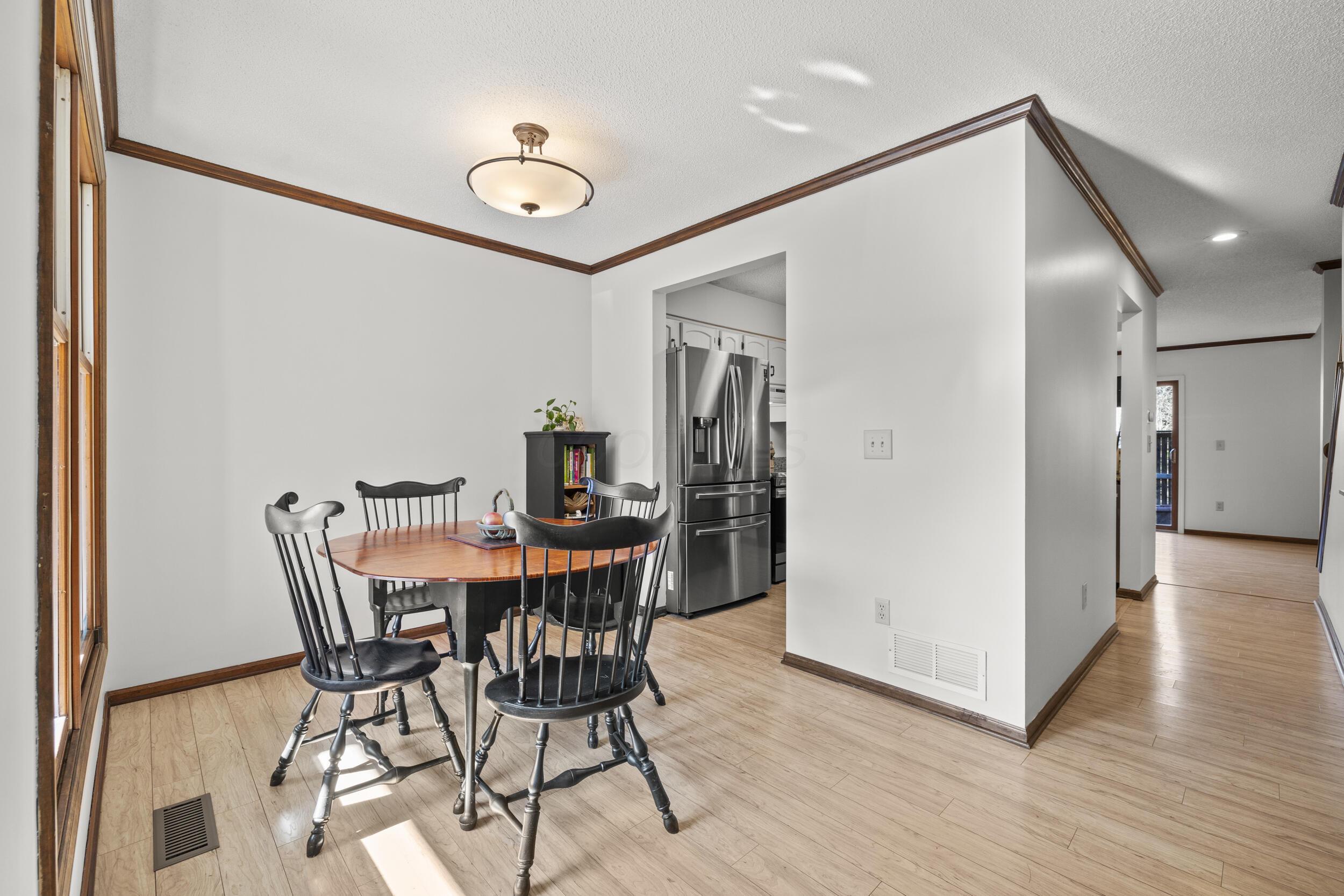 6764 Willow Grove Place, Dublin, Ohio image 8