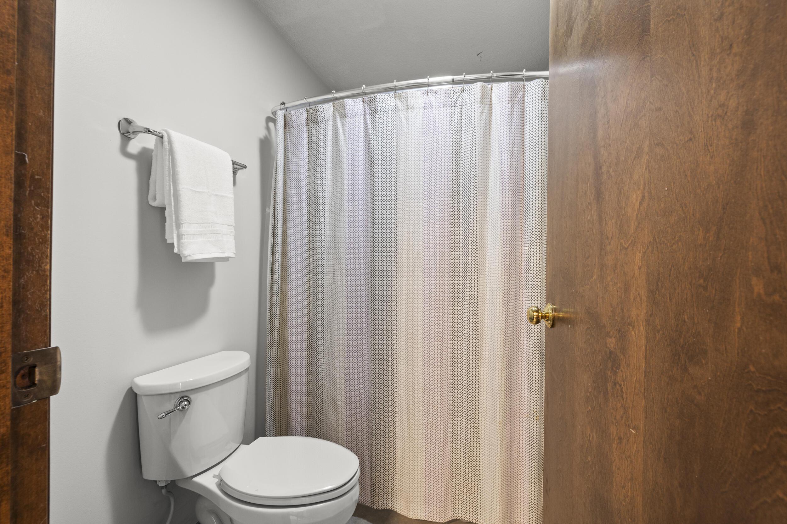 6764 Willow Grove Place, Dublin, Ohio image 21