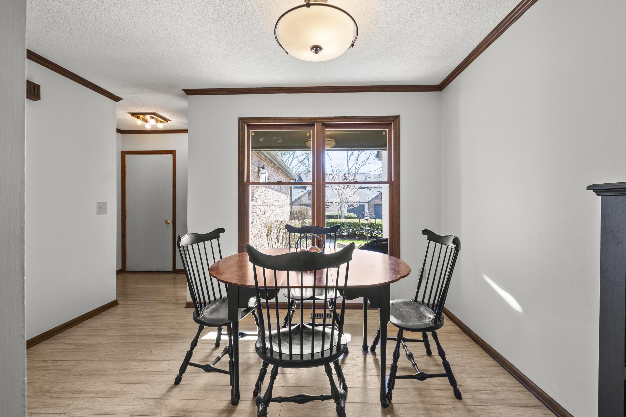 6764 Willow Grove Place, Dublin, Ohio image 9