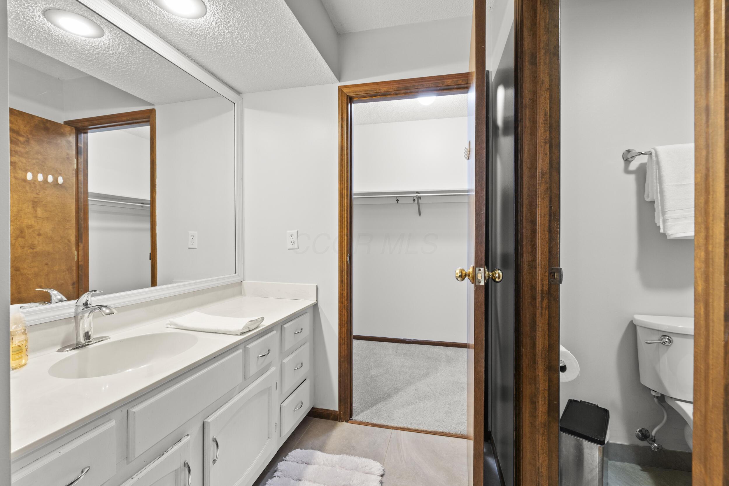 6764 Willow Grove Place, Dublin, Ohio image 20