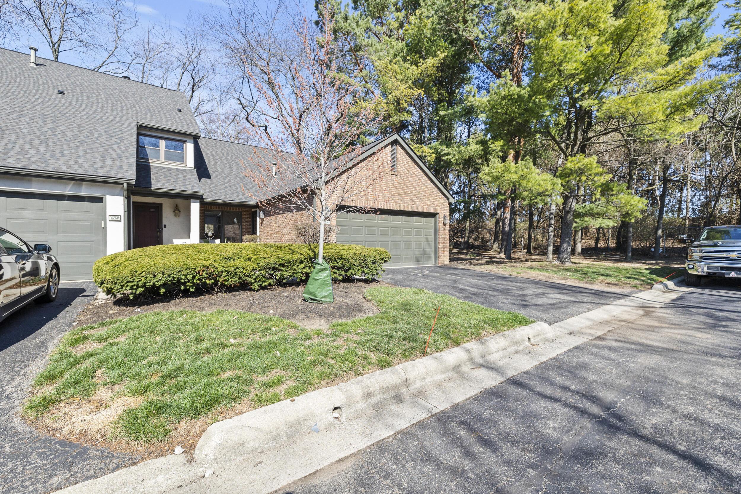 6764 Willow Grove Place, Dublin, Ohio image 3