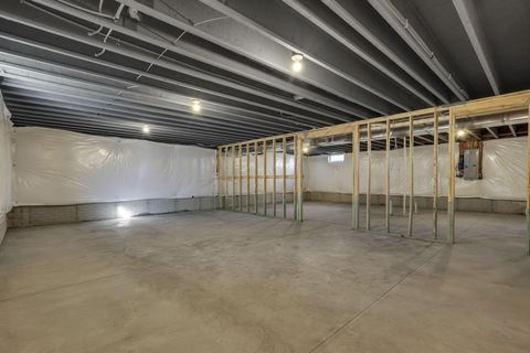 Tiny photo for 573 Penwell Drive, Delaware, OH 43015 (MLS # 226002494)