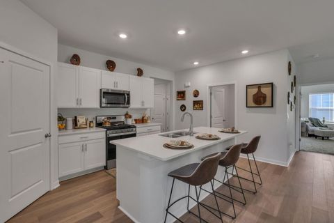 Tiny photo for 573 Penwell Drive, Delaware, OH 43015 (MLS # 226002494)