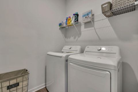 Tiny photo for 573 Penwell Drive, Delaware, OH 43015 (MLS # 226002494)