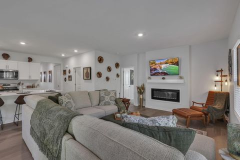 Tiny photo for 573 Penwell Drive, Delaware, OH 43015 (MLS # 226002494)