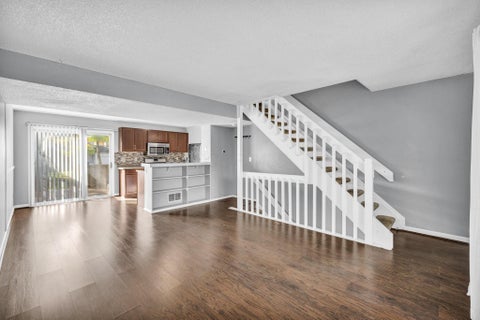 Tiny photo for 4975 Stoneybrook Boulevard 14E #14E, Hilliard, OH 43026 (MLS # 226040327)