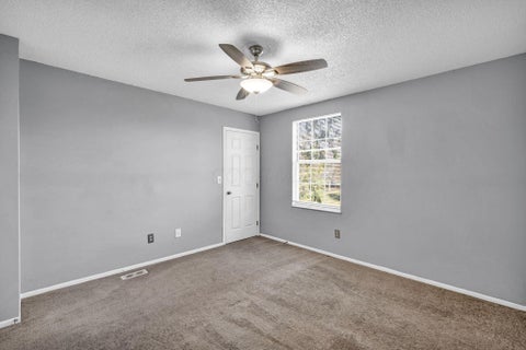 Tiny photo for 4975 Stoneybrook Boulevard 14E #14E, Hilliard, OH 43026 (MLS # 226040327)
