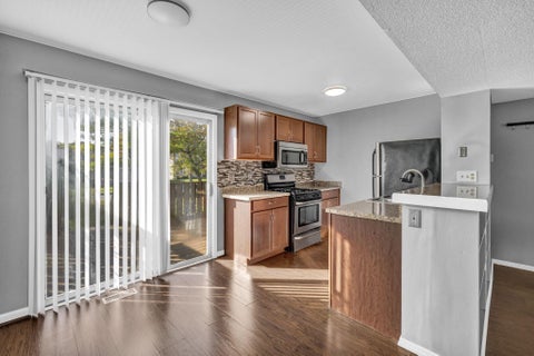 Tiny photo for 4975 Stoneybrook Boulevard 14E #14E, Hilliard, OH 43026 (MLS # 226040327)