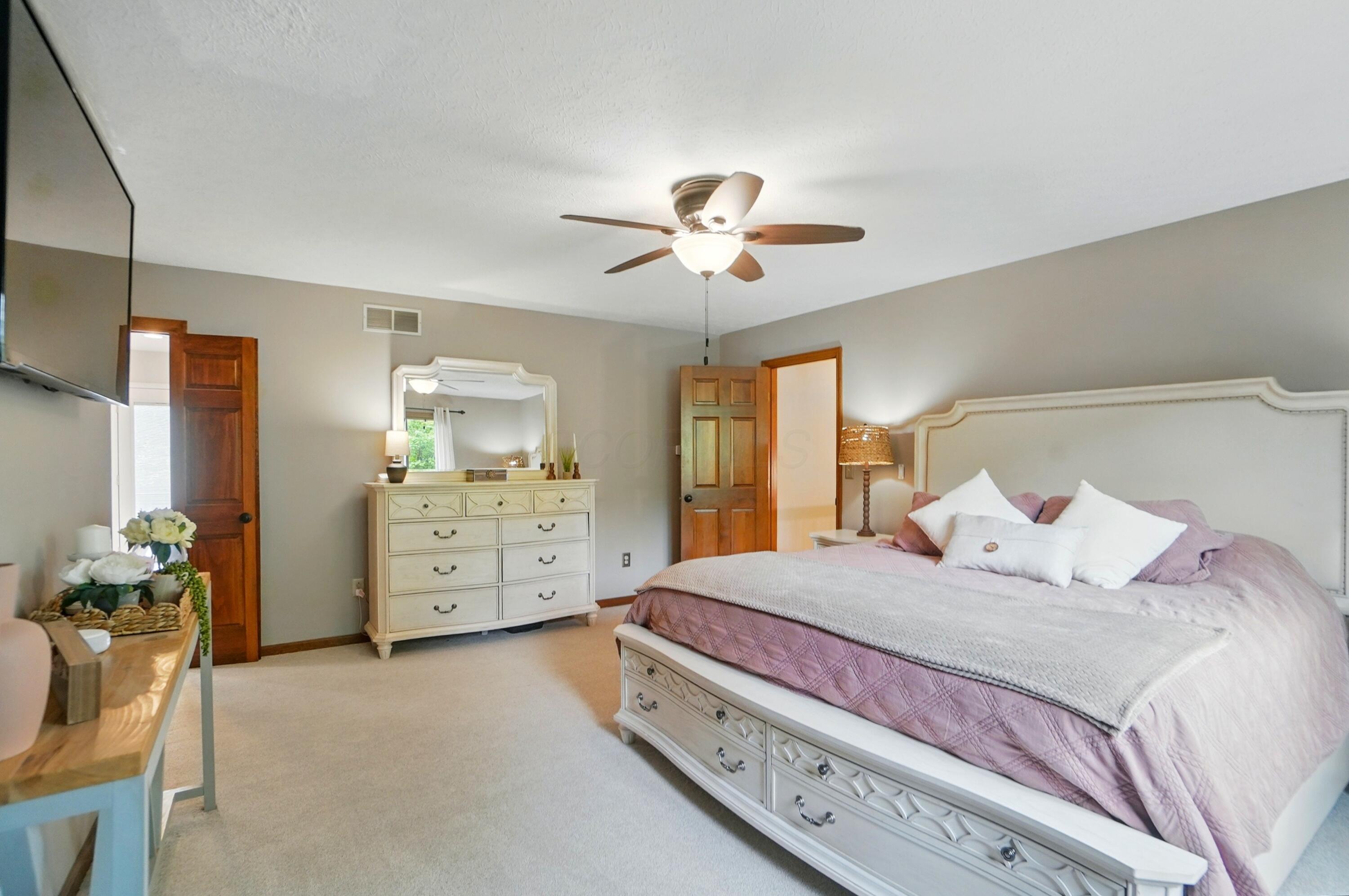 4391 Shire Cove Road, Hilliard, Ohio image 37