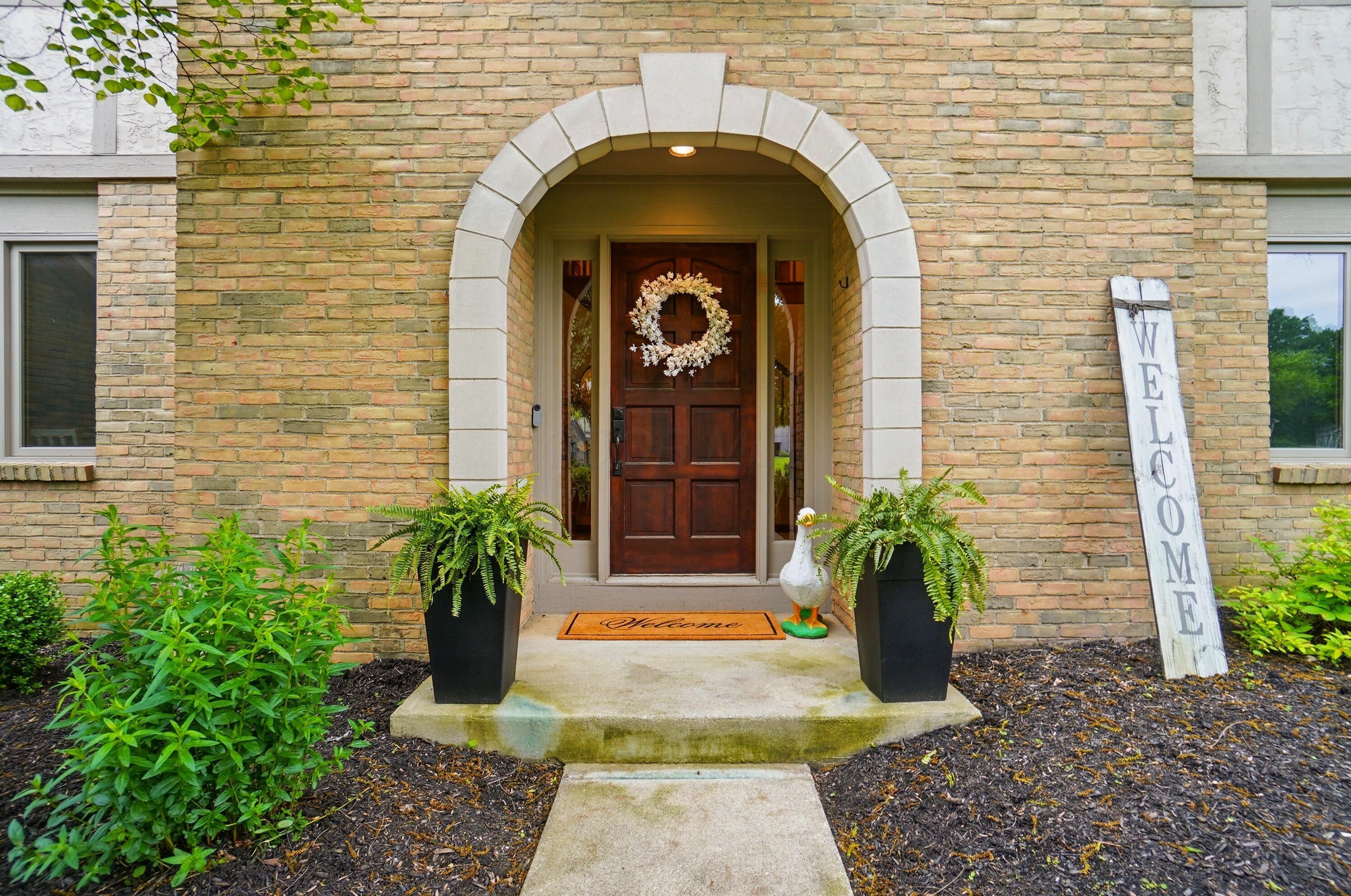 4391 Shire Cove Road, Hilliard, Ohio image 6