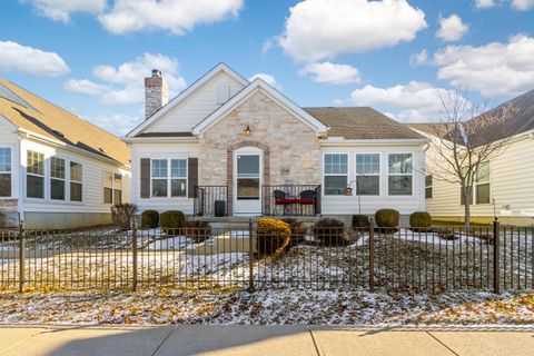 Photo of 5544 Knollbrook Drive 3 #3, Westerville, OH 43081 (MLS # 226002164)