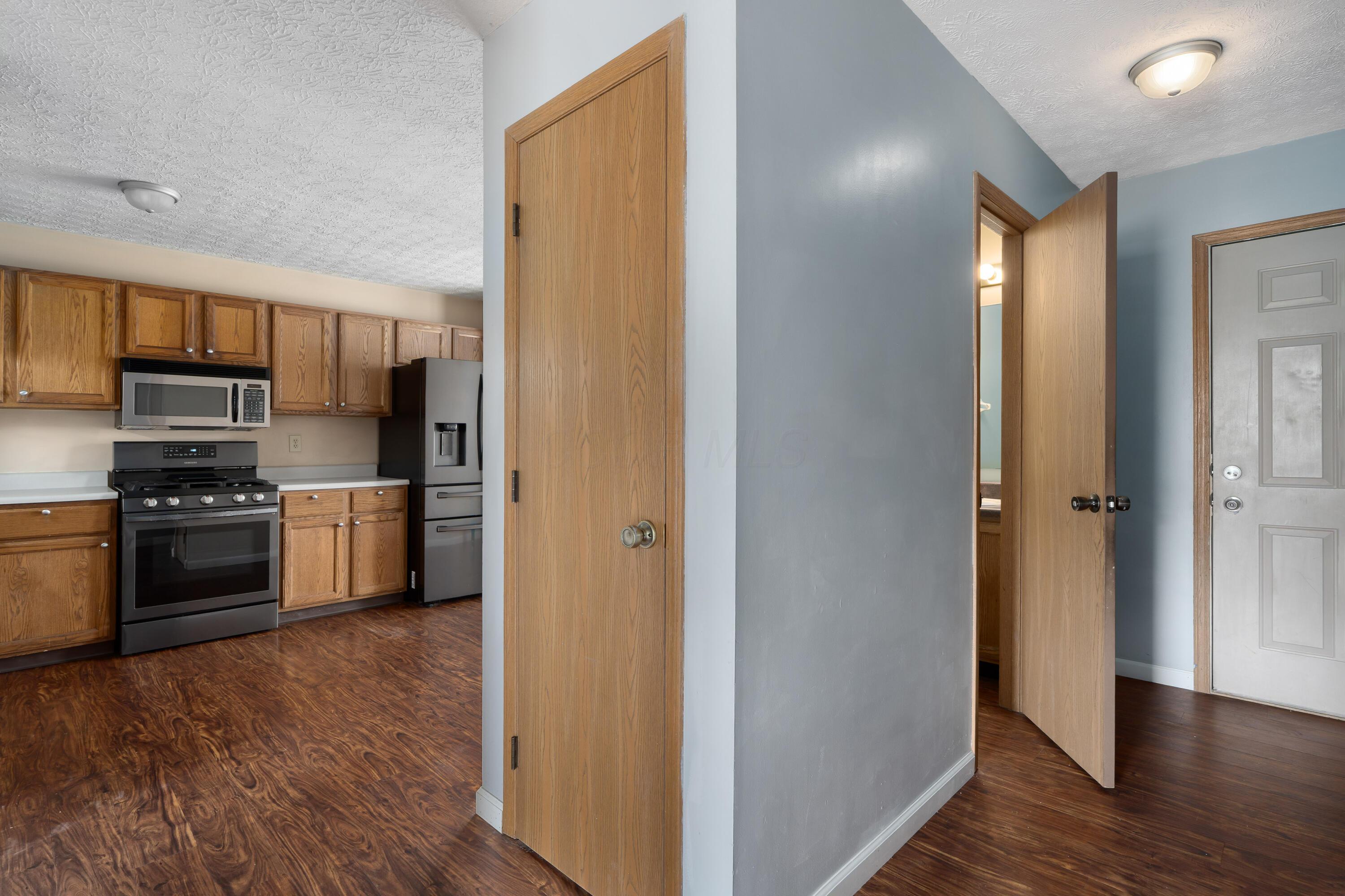 1072 Cypress Ridge Place, Columbus, Ohio image 13