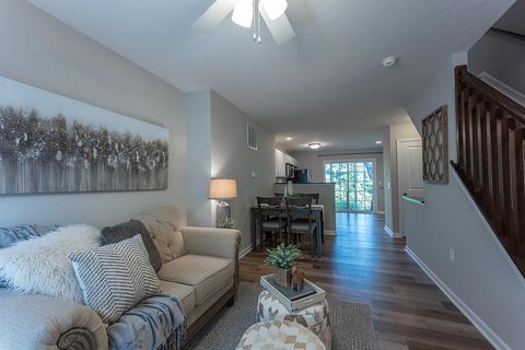 Tiny photo for 6232 Joes Hopper Road 52 #52, Columbus, OH 43230 (MLS # 225039465)