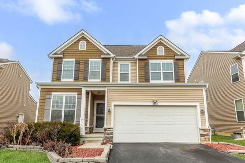 Photo of 8640 Melton Fields Drive, Blacklick, OH 43004 (MLS # 226004987)