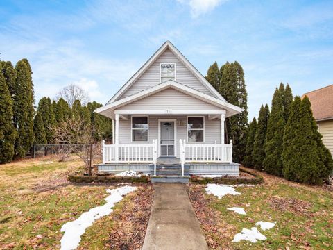 Photo of 23 E Oak Street, Canal Winchester, OH 43110 (MLS # 226004622)