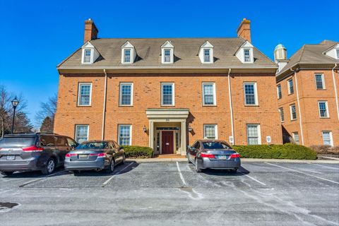 Photo of 20 Northwoods Boulevard 20A #20A, Columbus, OH 43235 (MLS # 226011937)