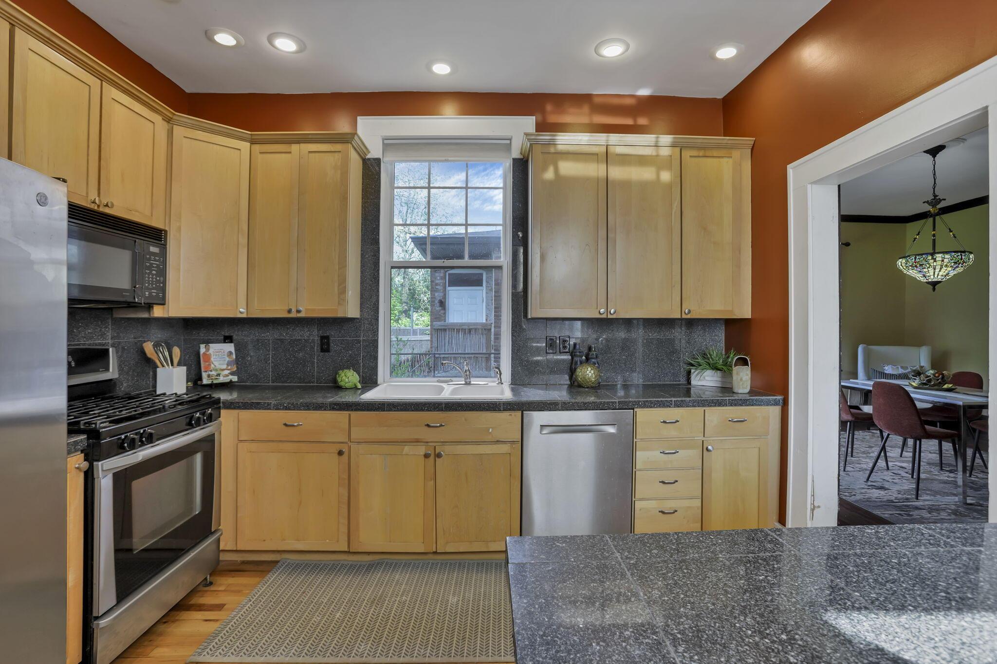 1041 Franklin Avenue, Columbus, Ohio image 23
