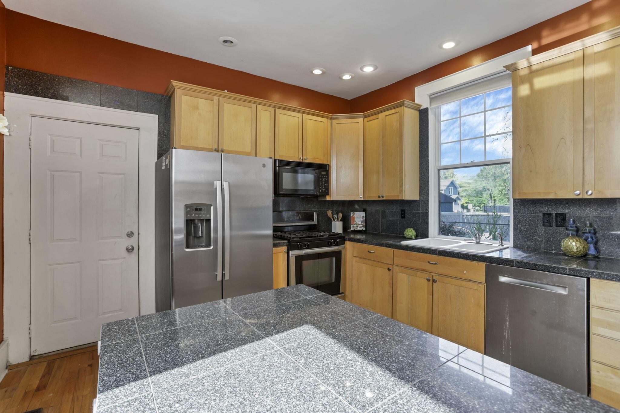 1041 Franklin Avenue, Columbus, Ohio image 22