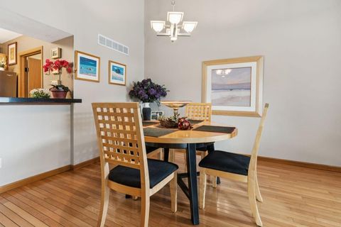 Tiny photo for 1083 Oak Bay Drive, Galloway, OH 43119 (MLS # 226003159)