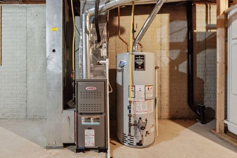 Tiny photo for 1083 Oak Bay Drive, Galloway, OH 43119 (MLS # 226003159)