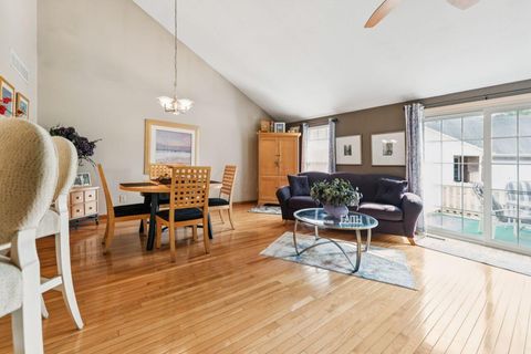 Tiny photo for 1083 Oak Bay Drive, Galloway, OH 43119 (MLS # 226003159)