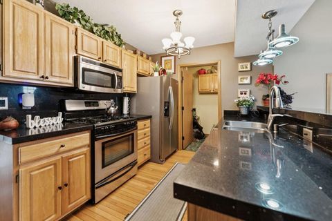 Tiny photo for 1083 Oak Bay Drive, Galloway, OH 43119 (MLS # 226003159)