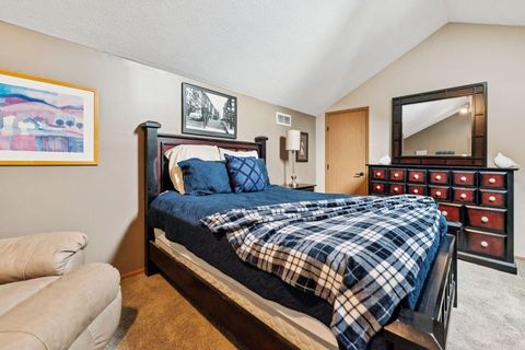 Tiny photo for 1083 Oak Bay Drive, Galloway, OH 43119 (MLS # 226003159)