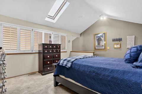 Tiny photo for 1083 Oak Bay Drive, Galloway, OH 43119 (MLS # 226003159)