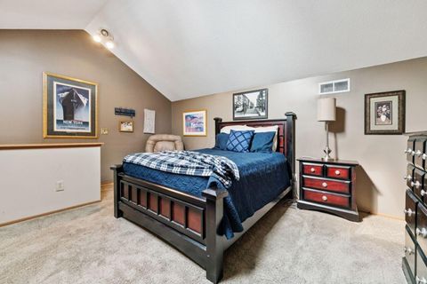 Tiny photo for 1083 Oak Bay Drive, Galloway, OH 43119 (MLS # 226003159)