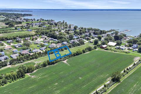 Photo of 7401 E Bayshore Road Lot B #Lot B, Marblehead, OH 43440 (MLS # 226030204)