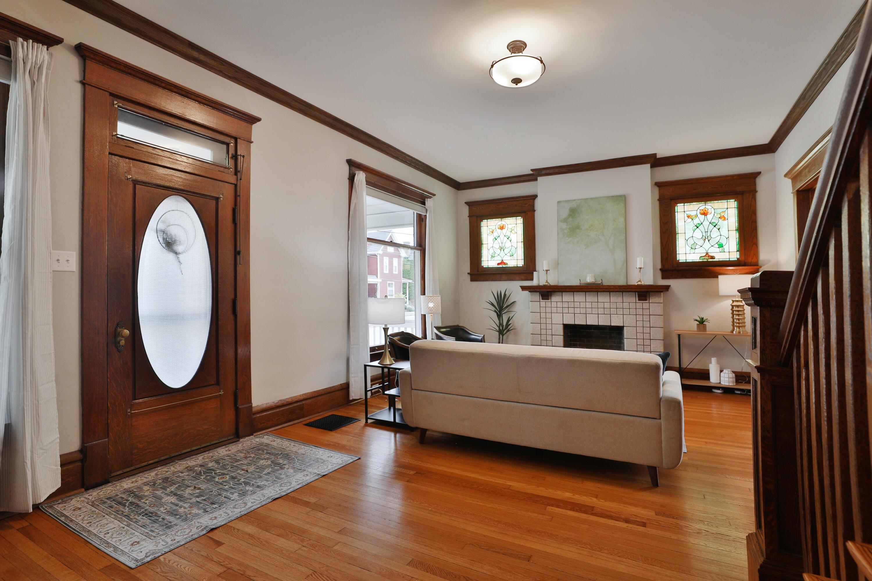 459 E Whittier Street, Columbus, Ohio image 8
