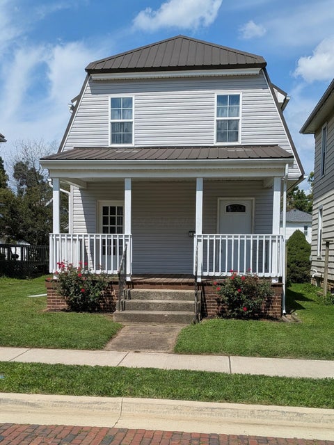 Photo of 103 Oak Street 103 1/2 #103 1/2, Mount Vernon, OH 43050 (MLS # 226032685)
