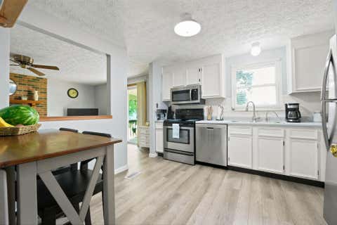 Tiny photo for 4913 Pear Tree Court, Columbus, OH 43230 (MLS # 226022748)